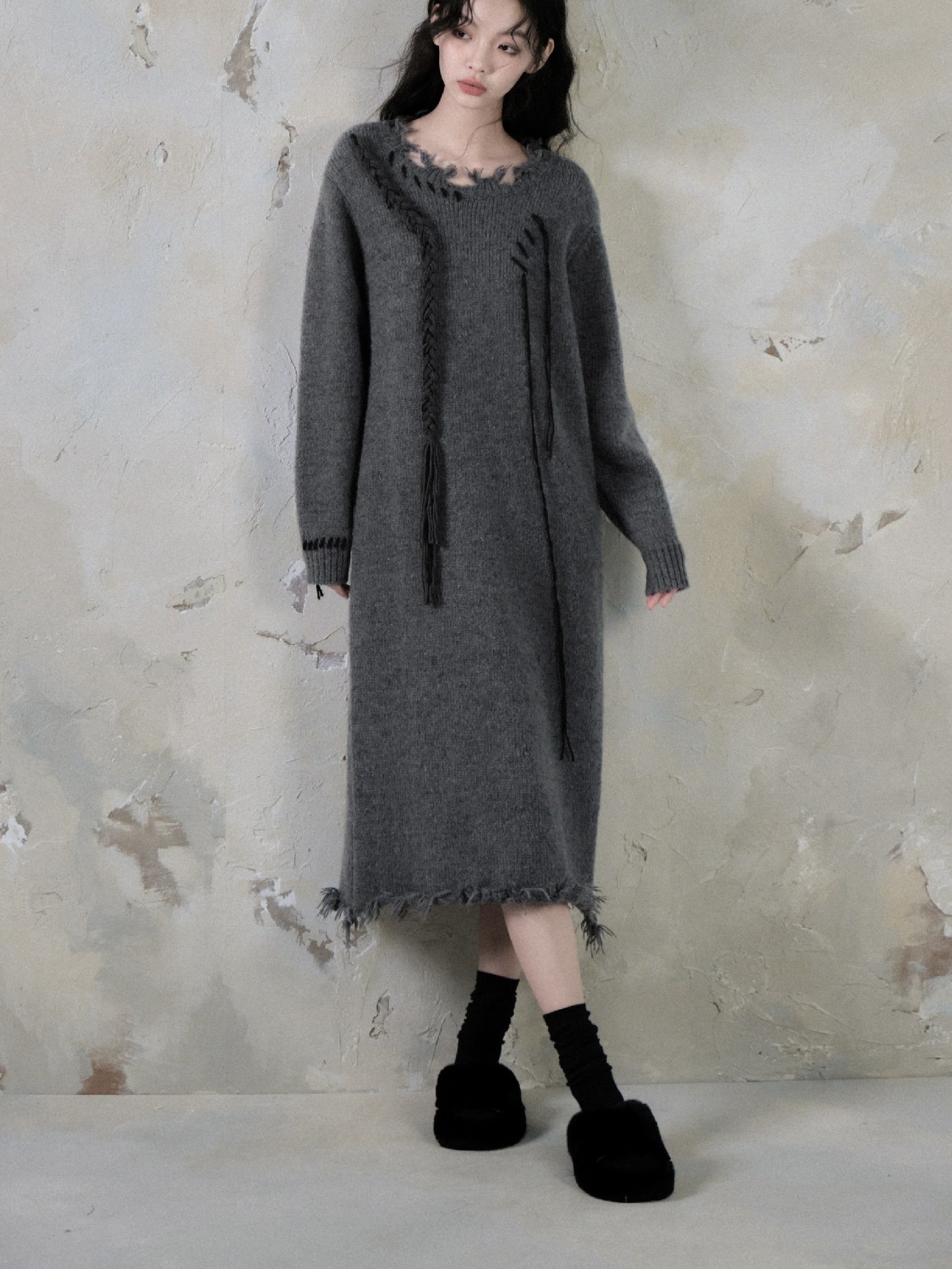 Twist Accent Loose Mid-Length Knitted Dress