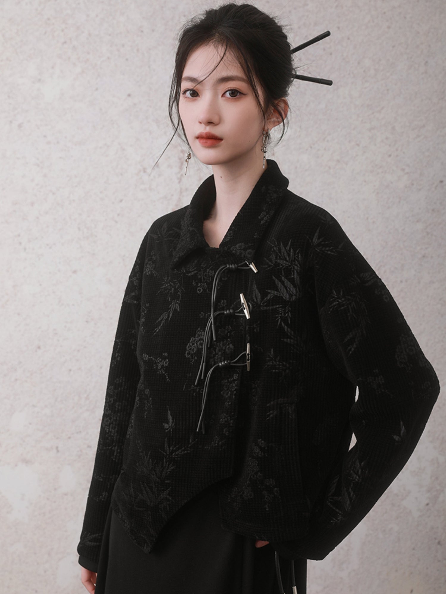 Bamboo Leaf Embossed Oblique Lapel Short Jacket