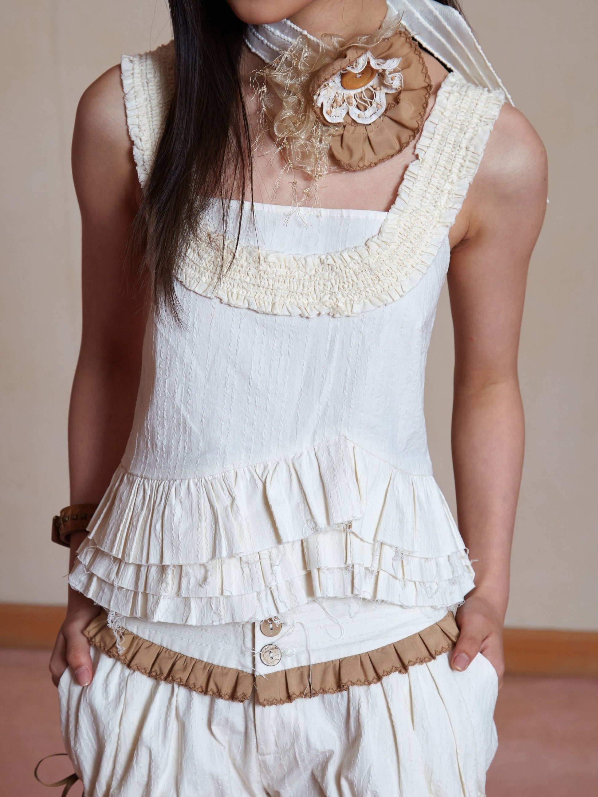 Multi-layer Lace Detachable Flower Decoration Sling Top