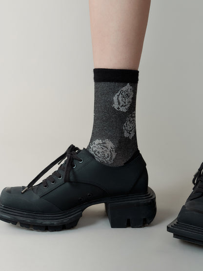 Embossed Rose Jacquard Middle-tube Socks