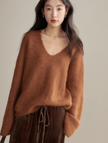 V-Neck Pullover Sweater &amp; Halter Neck Knitted Dress