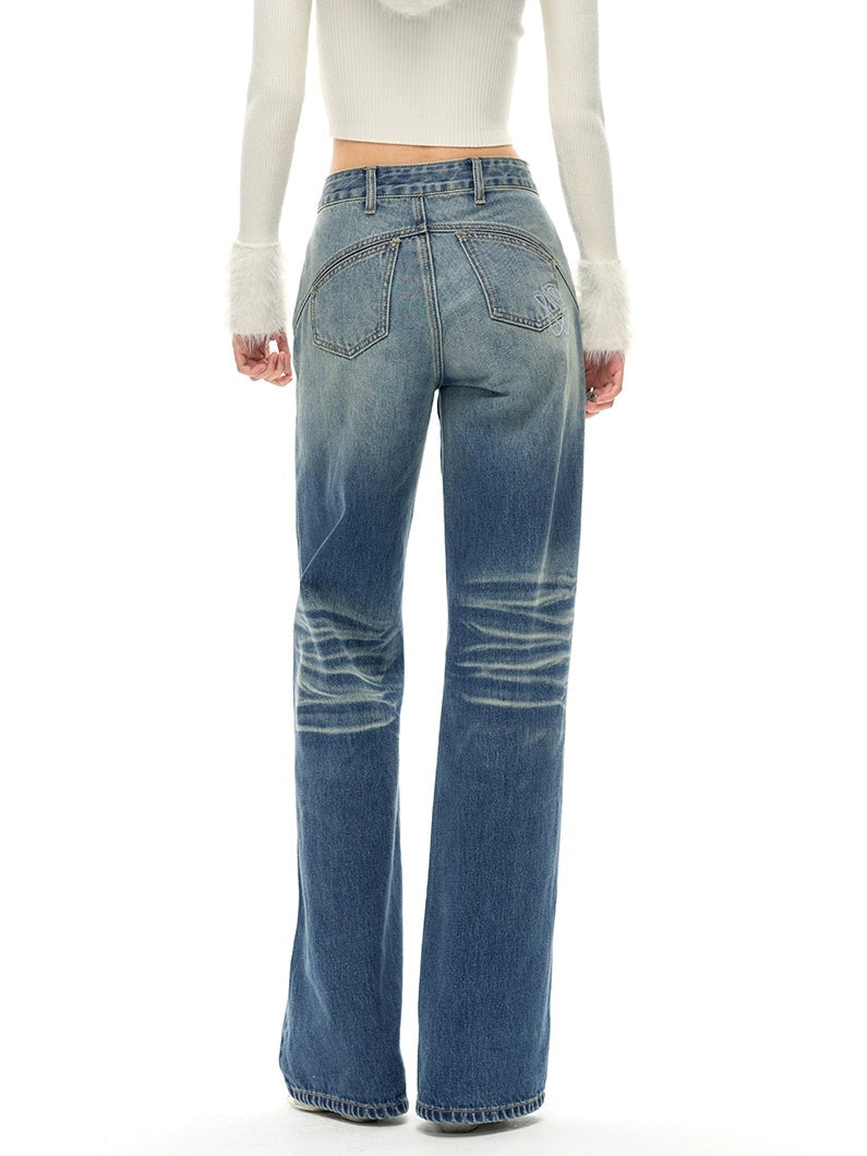 Klassische Fit Straight Whisker Jeans