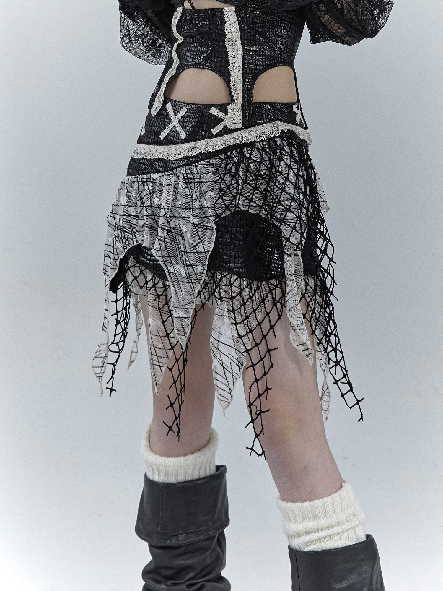 BROKEN SENSE IRREGULAR SPLICING SKIRT