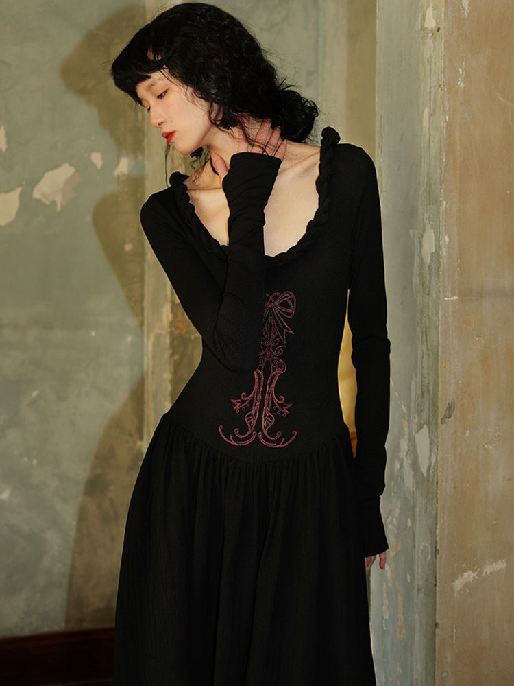 U-Neck Embroidery Waist Switching Long Dress