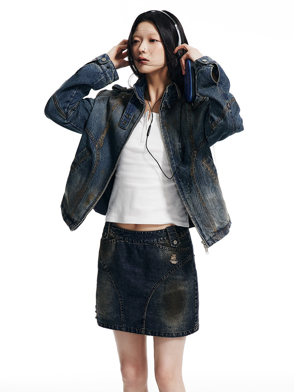 Gold-brushed Slim-fitting Stand-Collar Denim Short Jacket