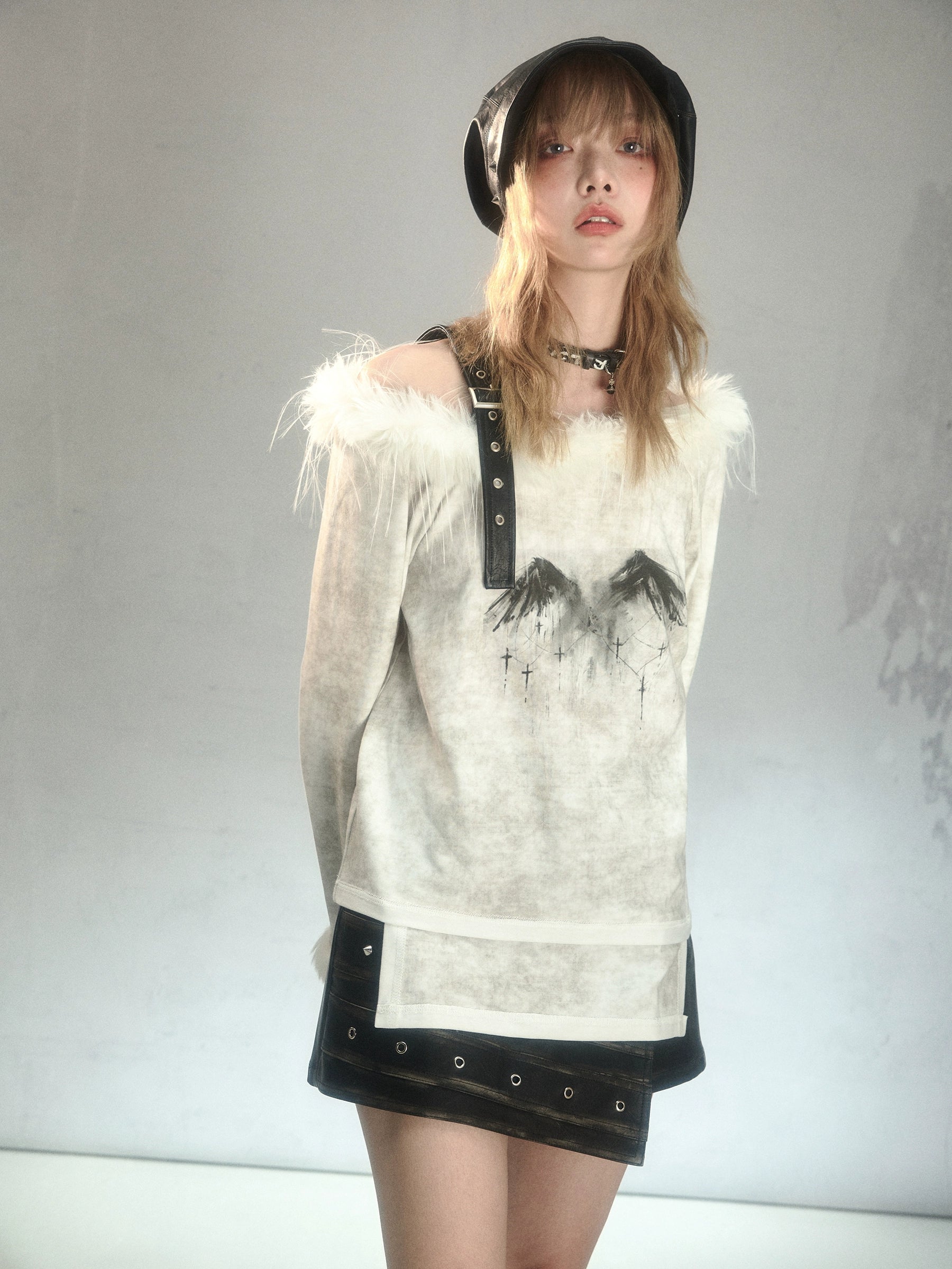 Fur Belt One-line Collar Printed Long-sleeved T-shirt