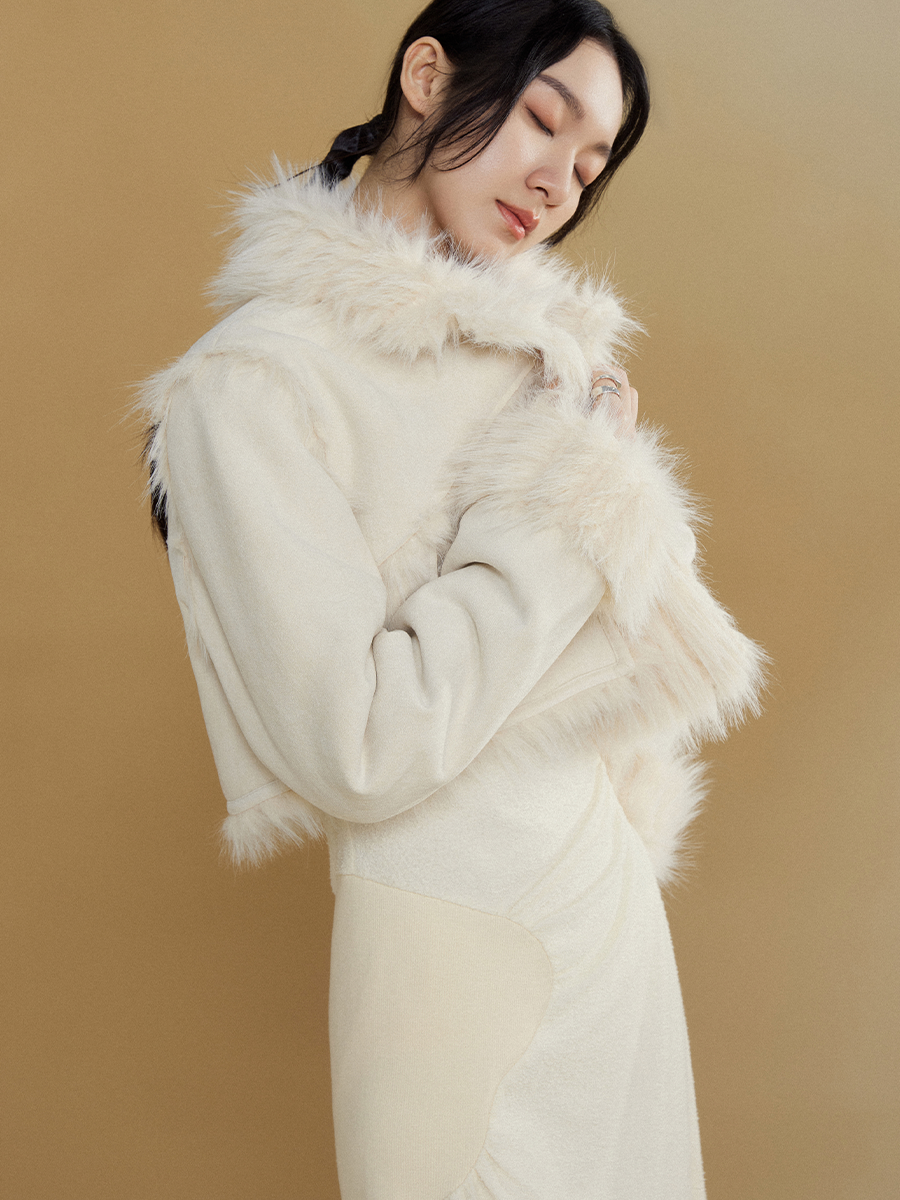 Short Fur-edged Coat