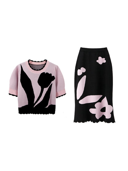 Tulip Contrast Color Short-sleeved Knit &amp; Skirt