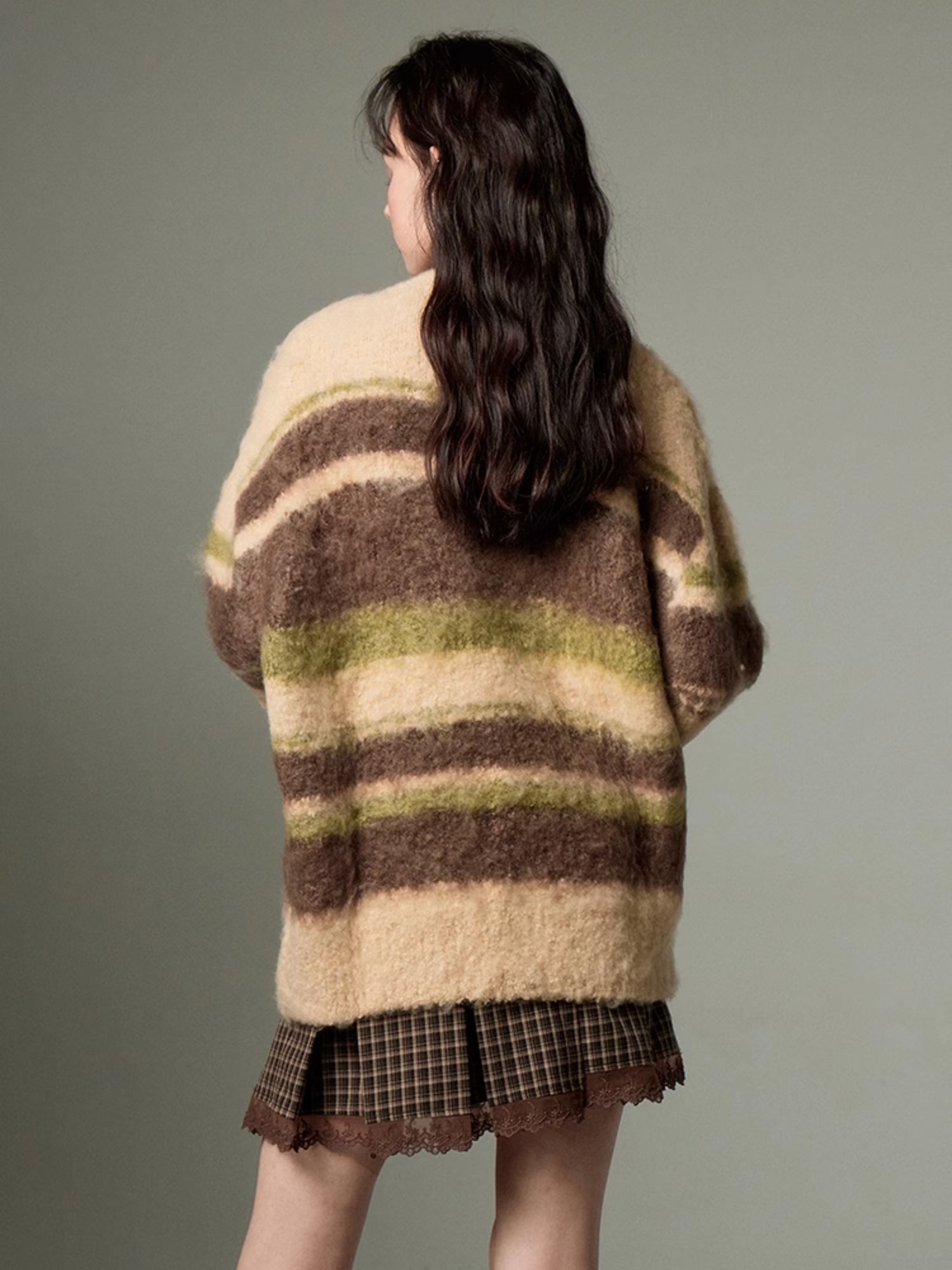 Border Soft And Waxy Loose Sweater