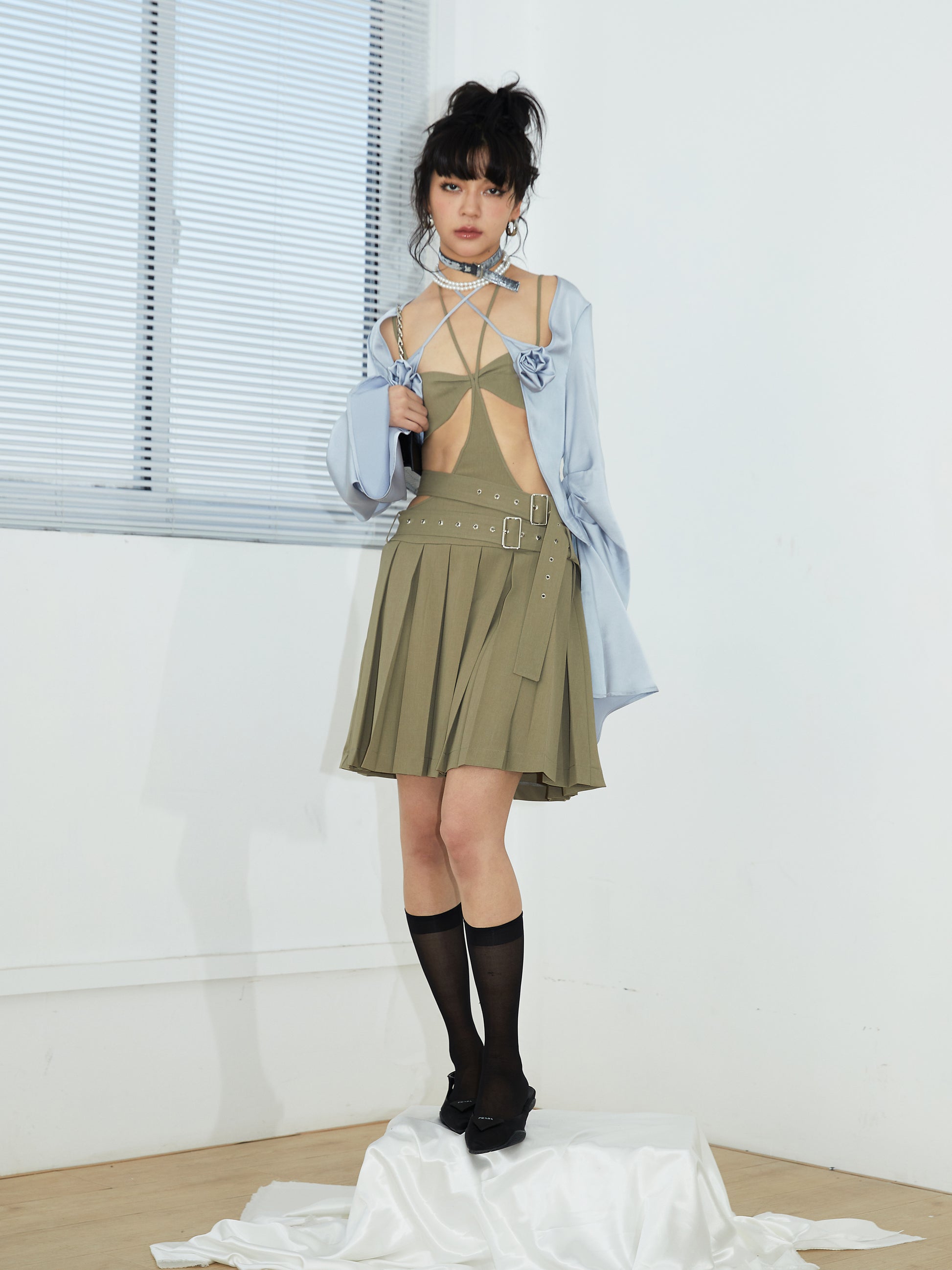 Hollow Belt Decoration PLEATED SUSPENDER SKIRT