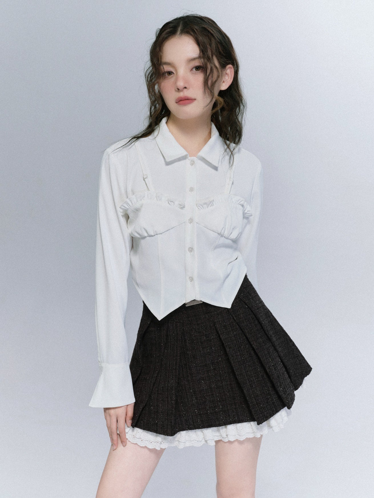 Tweed Stand-Collar Cropped Jacket ＆ Lace Stitch Short Pleated Skirt