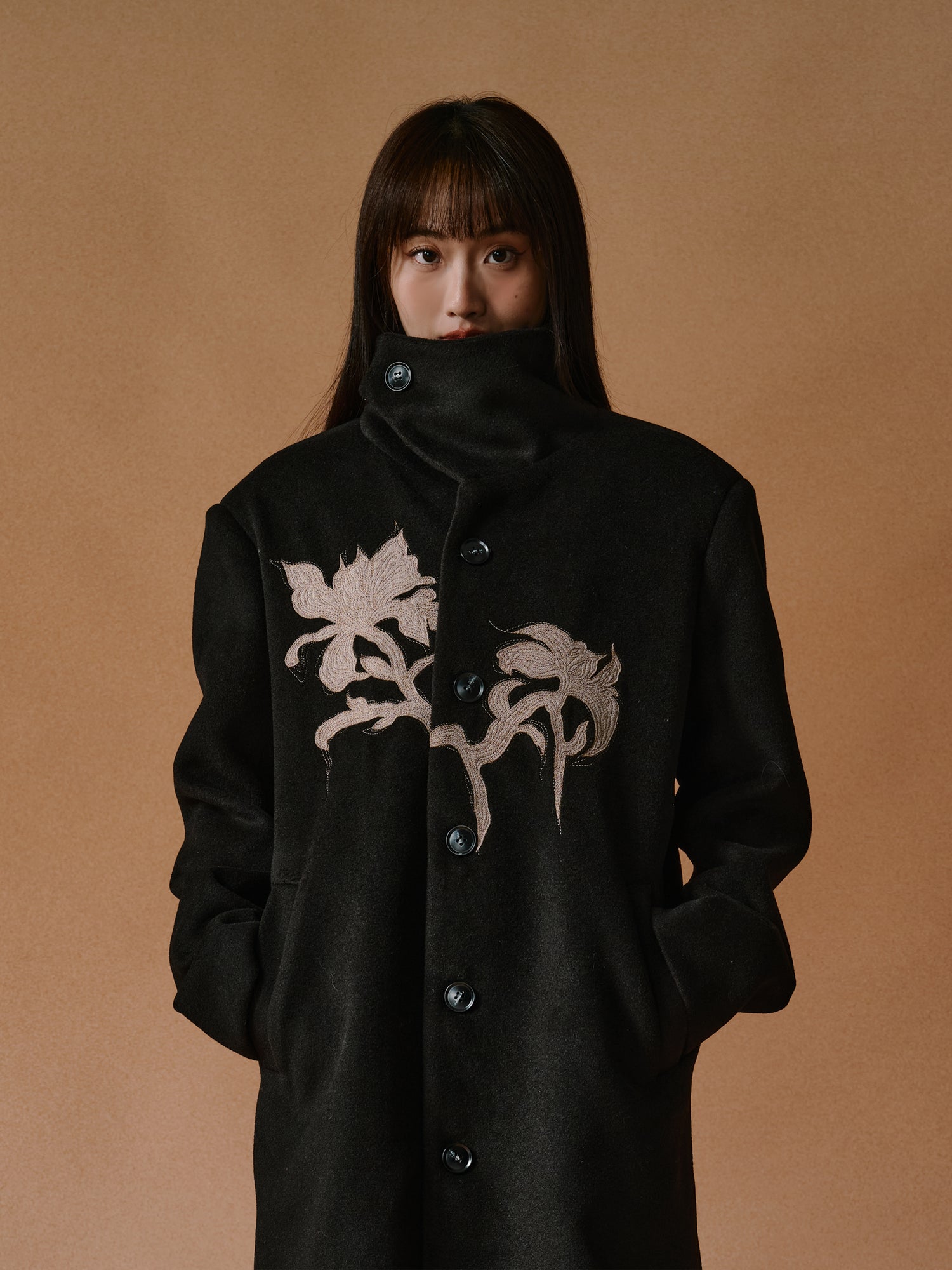 Chinese Style Iris Appliqué Embroidered Coat