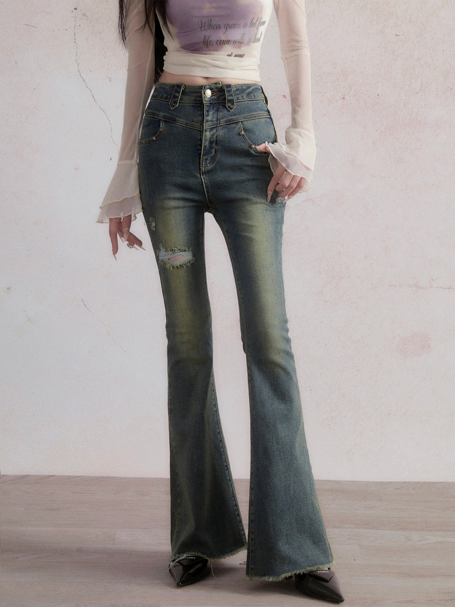 Retro Ripped Flared Jeans