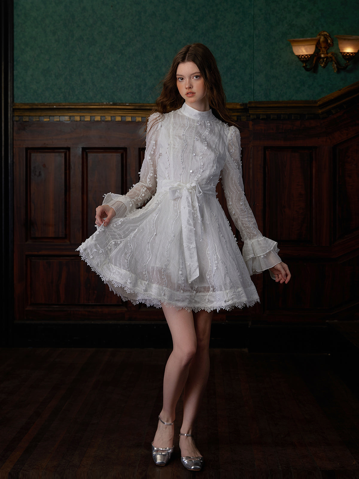 Waist Ribbon Long-sleeved Lace Dress