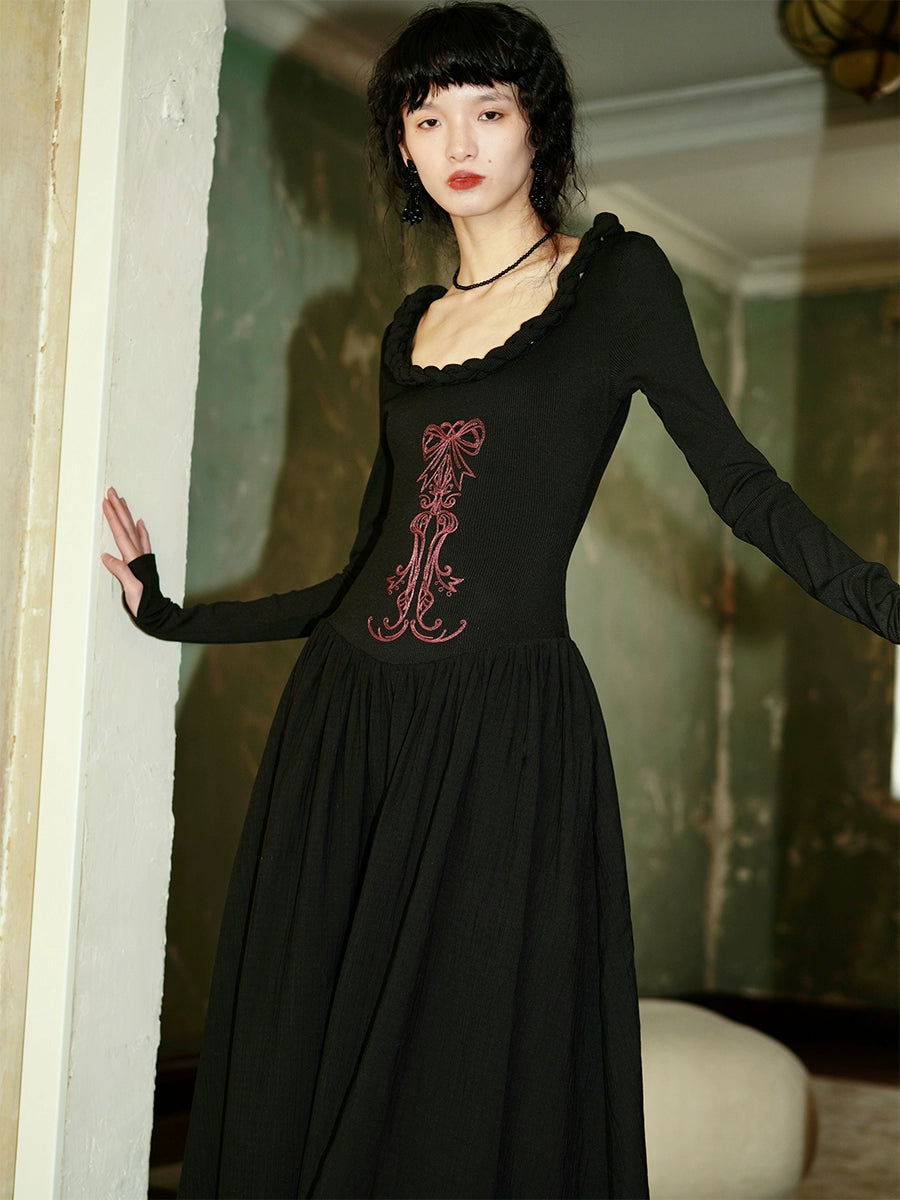 U-Neck Embroidery Waist Switching Long Dress