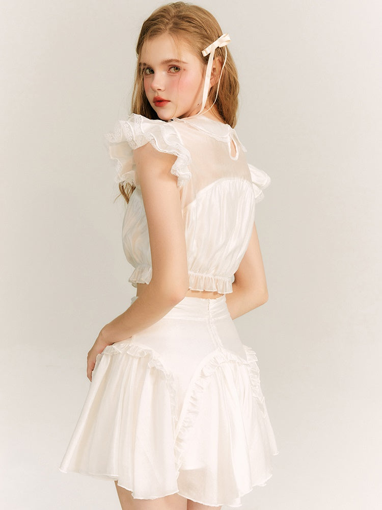 Translucent Flying Sleeve Top ＆ Lace Mini Skirt