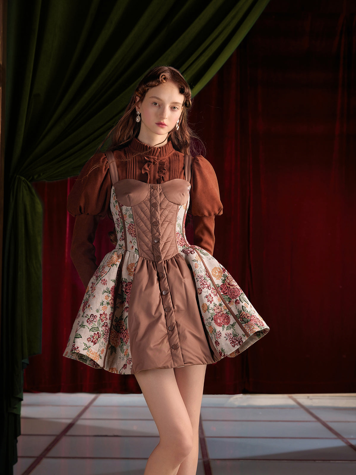 Doll Jacquard Splicing Fishbone Suspender Dress ＆ Puff Sleeve Shirt