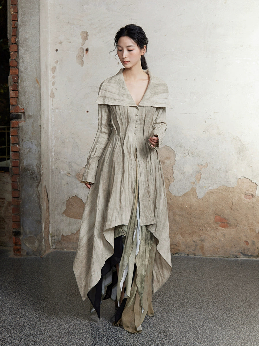 Plant-dyed Pleated Textured Lapel Long Coat