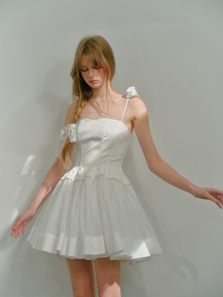 Mesh lace spliced fishbone French dress