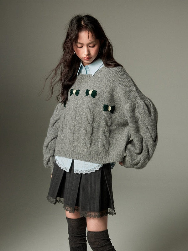 Round Neck Cable Bow Knitted Sweater