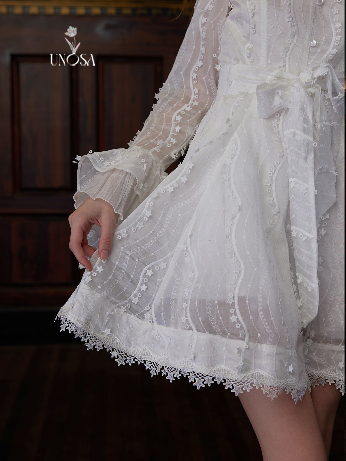 Waist Ribbon Long-sleeved Lace Dress