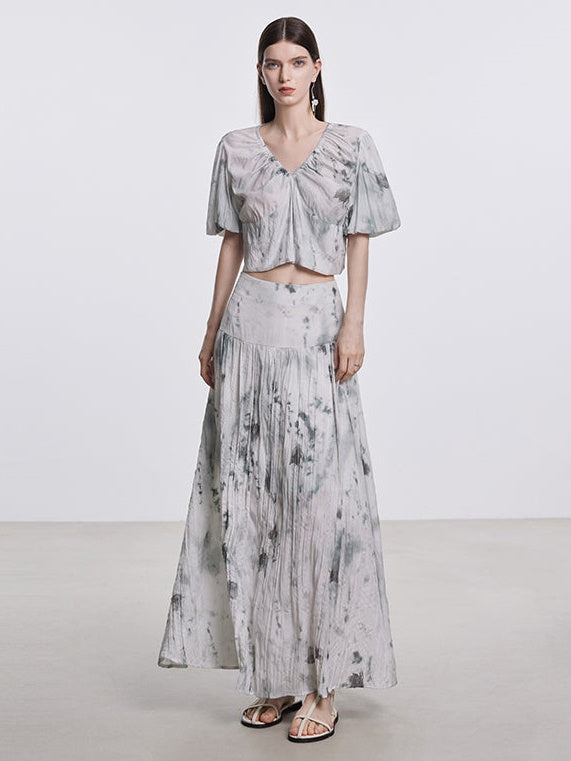 Tie-dye V-Neck Puff Sleeve Top ＆ Gather Long Skirt