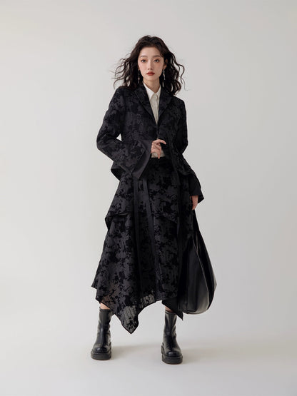 Veste à manches évasées de style chinois et jupe asymétrique