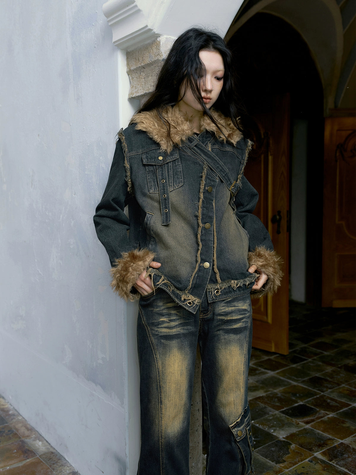 Fur Collar Washed Slant Design Strap Denim Jacket