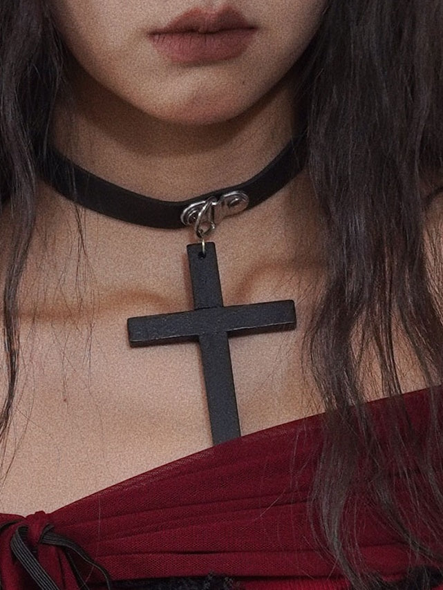 Punk Big Cross Choker