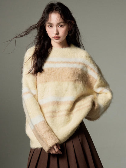 Border Soft And Waxy Loose Sweater