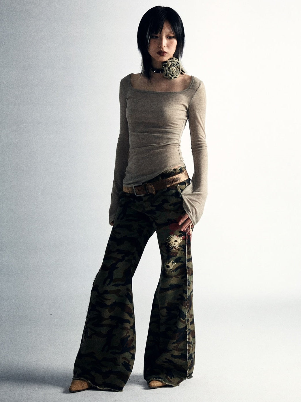 Low-Waisted Camouflage Flared Pants