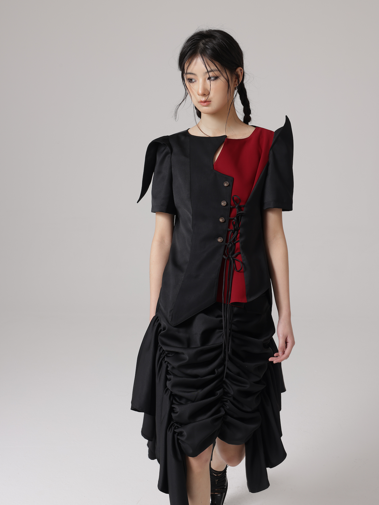 Special-shaped Design Pierrot Shirt ＆ Asymmetry Gather Skirt