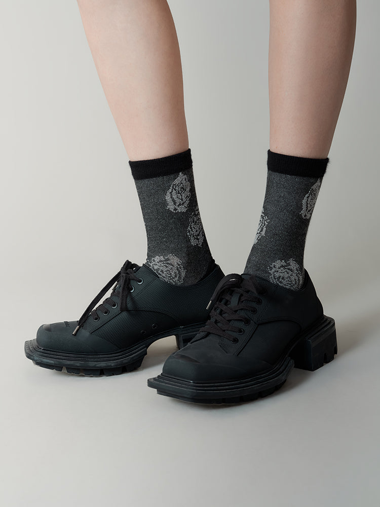 Embossed Rose Jacquard Middle-tube Socks