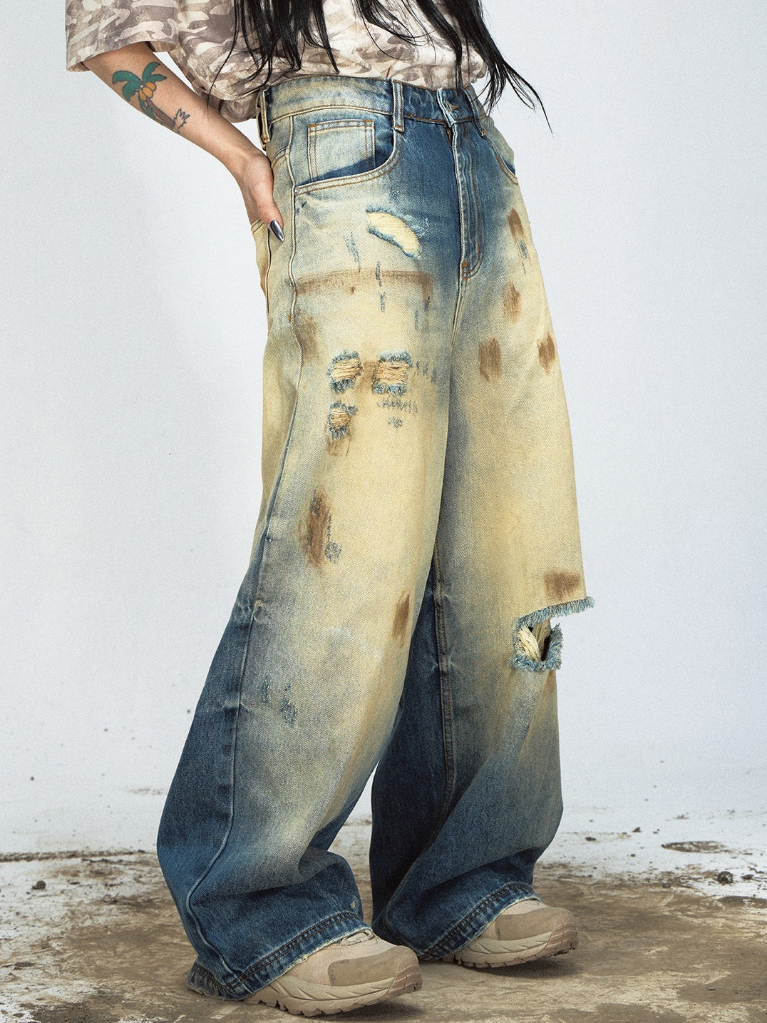 Mud-dyed Ripped Wide Straight Jeans