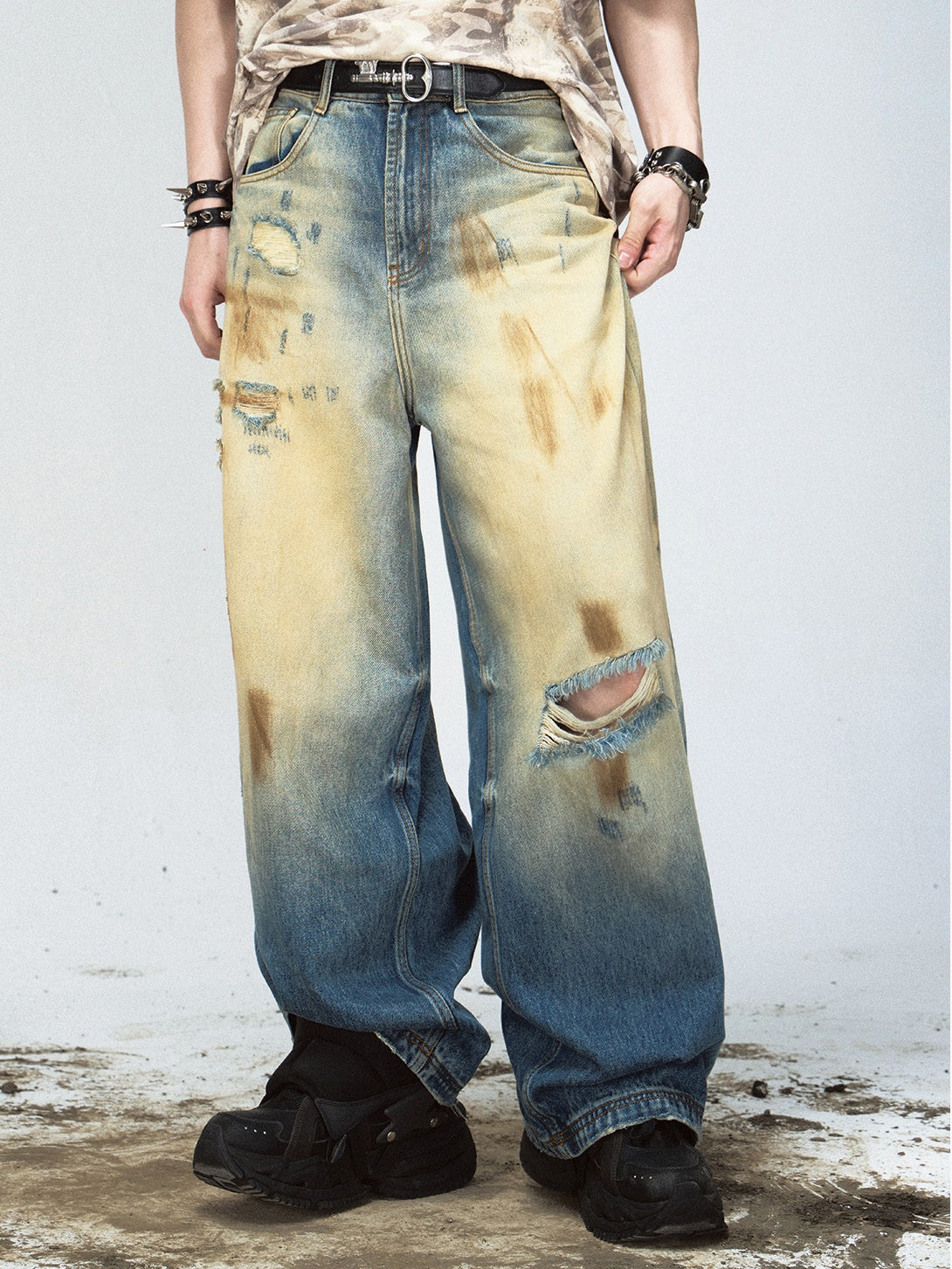 Mud-dyed Ripped Wide Straight Jeans