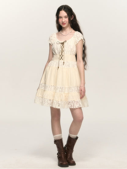 Retro Lace-up A-line Lace Tiered Puff Sleeve One-piece