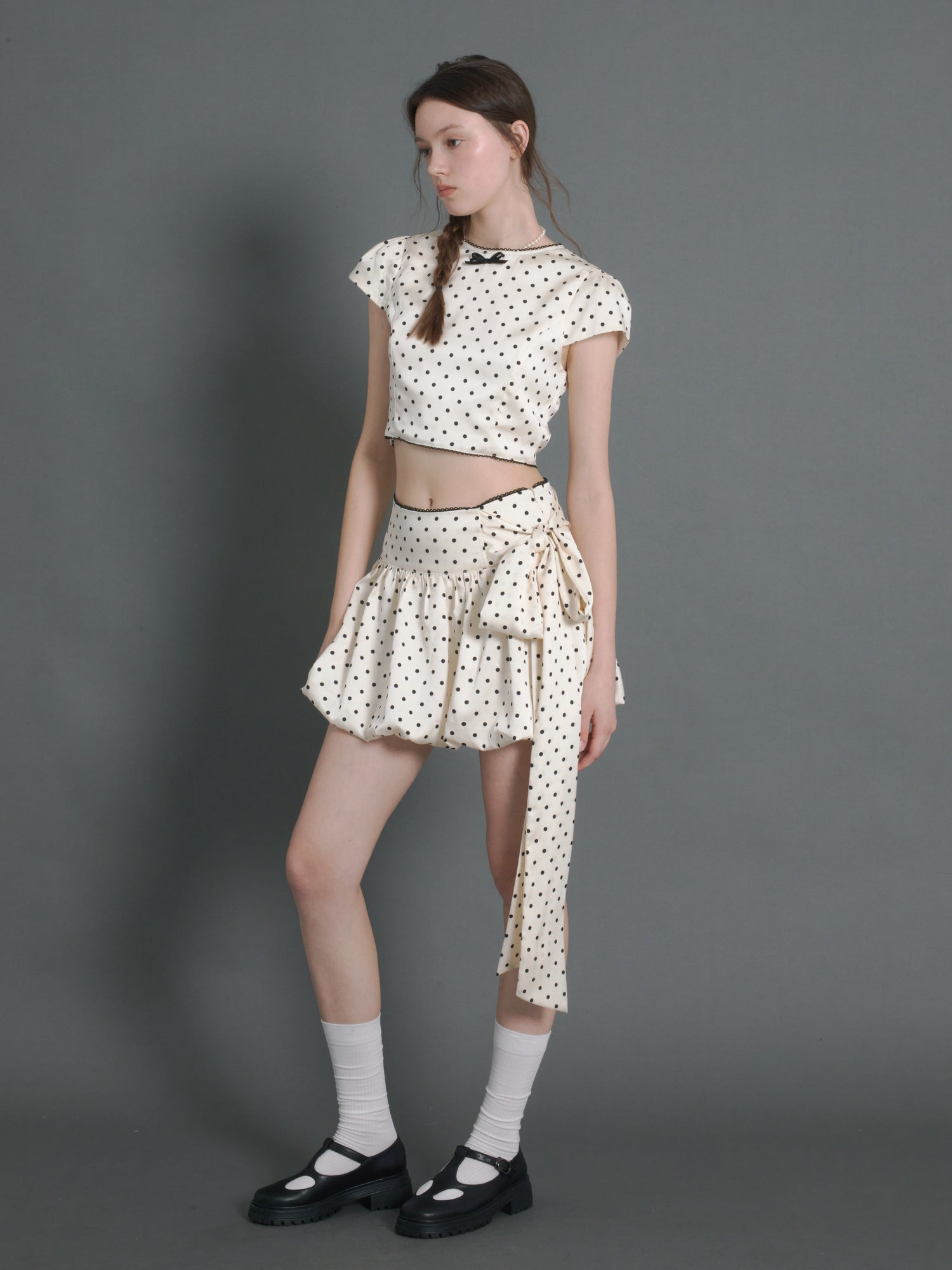 Polka Dot Short Sleeve Cropped Top ＆ Ribbon Bud Skirt