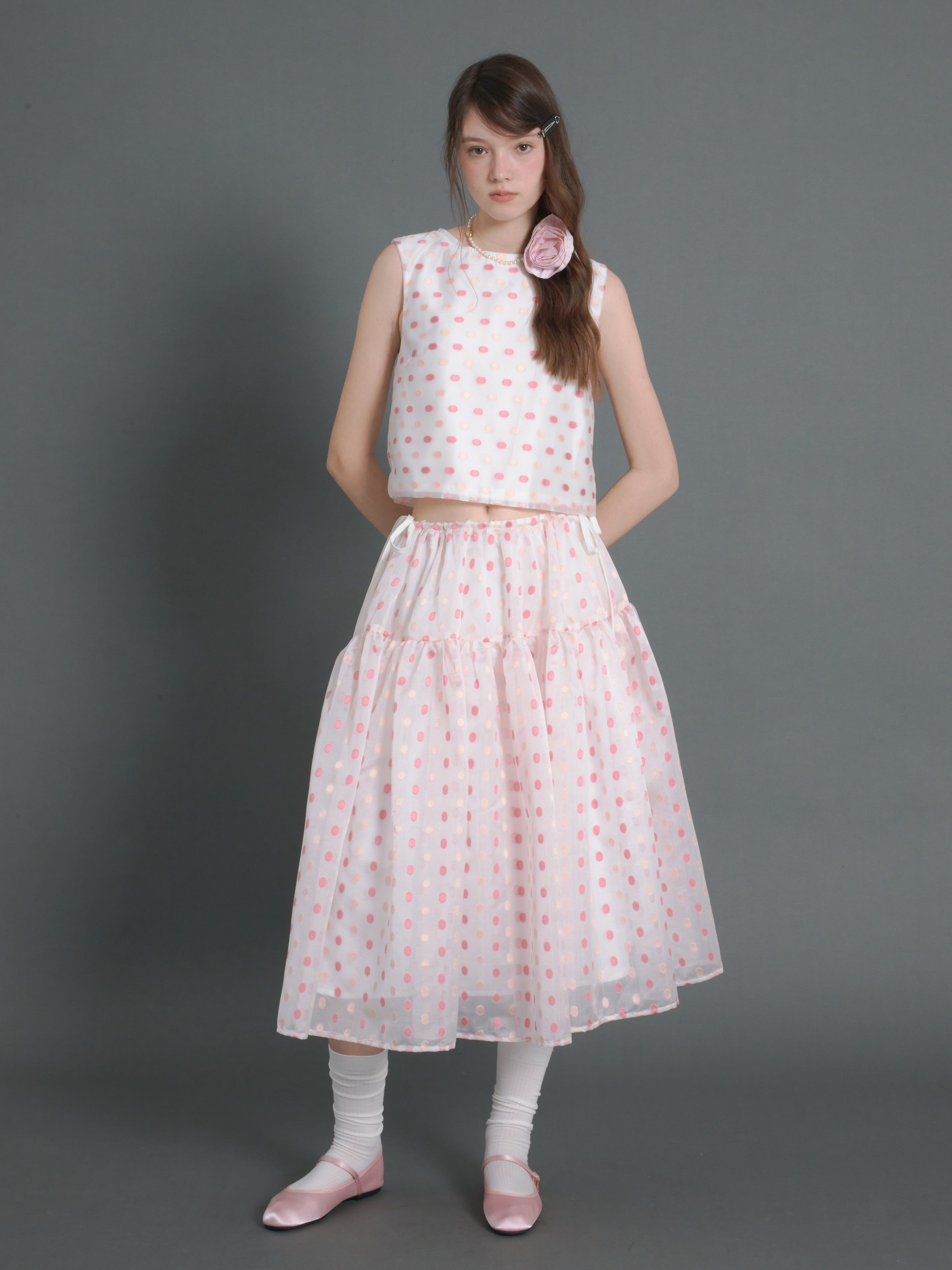 Polka Dot Sleeveless Back Ribbon Top ＆ Gather Fluffy Skirt