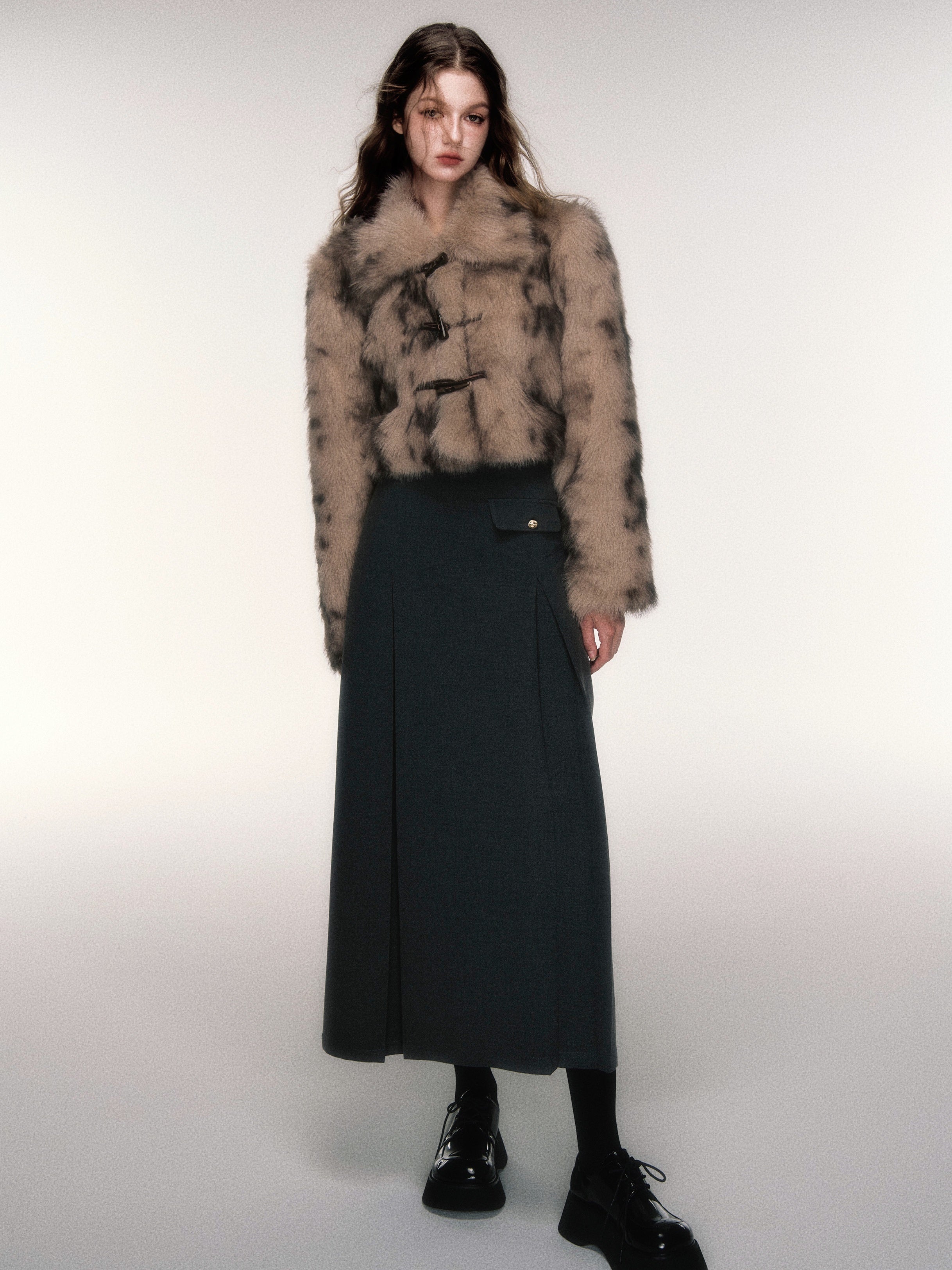 Horn Button Short Leopard Print Imitation Fur Jacket