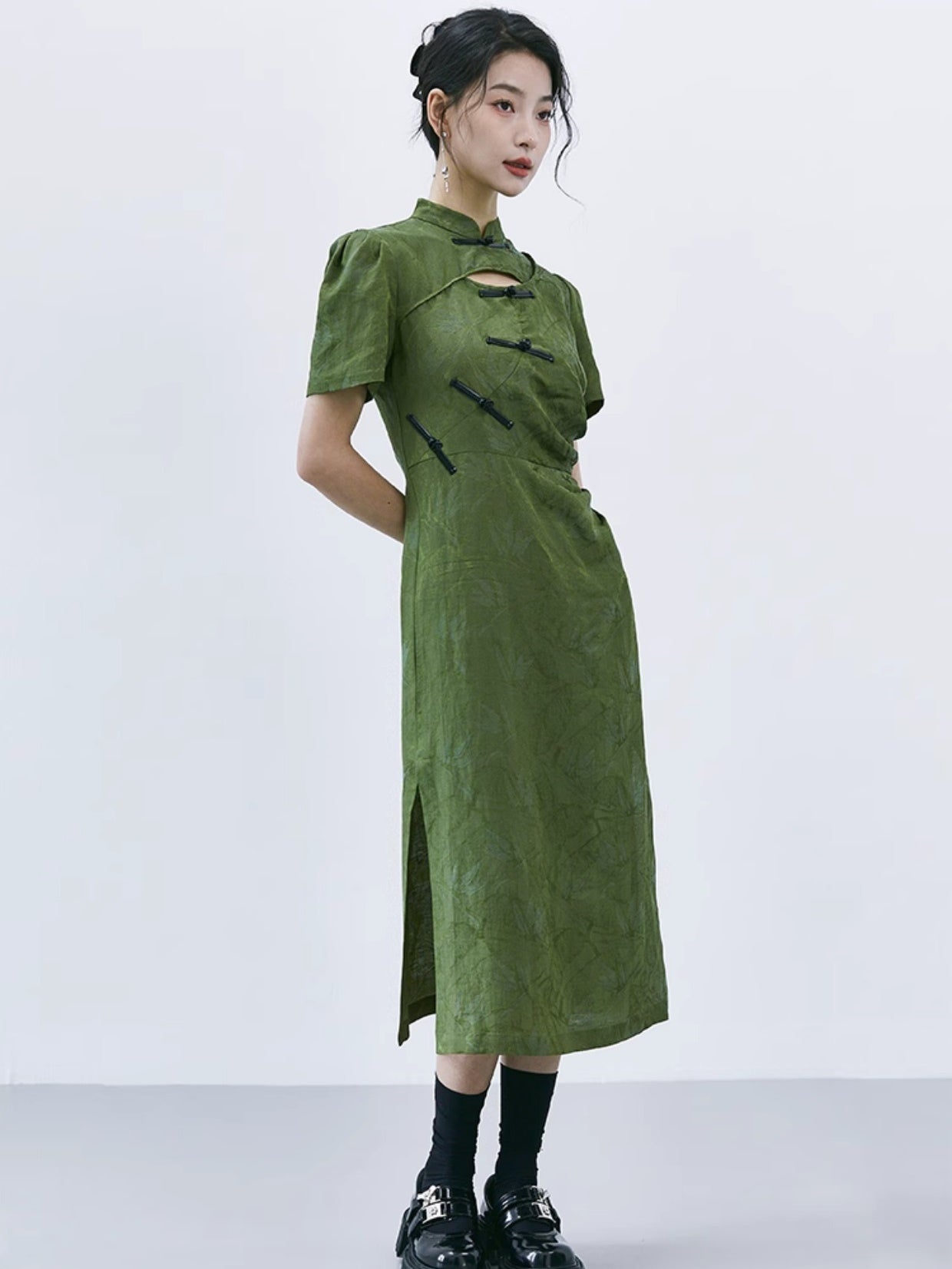 Chinese Style Hollow Bamboo Leaf Short Sleeve Dress