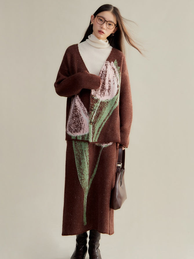 Tulip Contrasting Color Knitted Cardigan &amp; Skirt