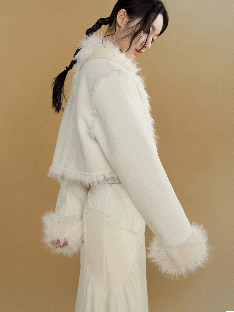 Short Fur-edged Coat