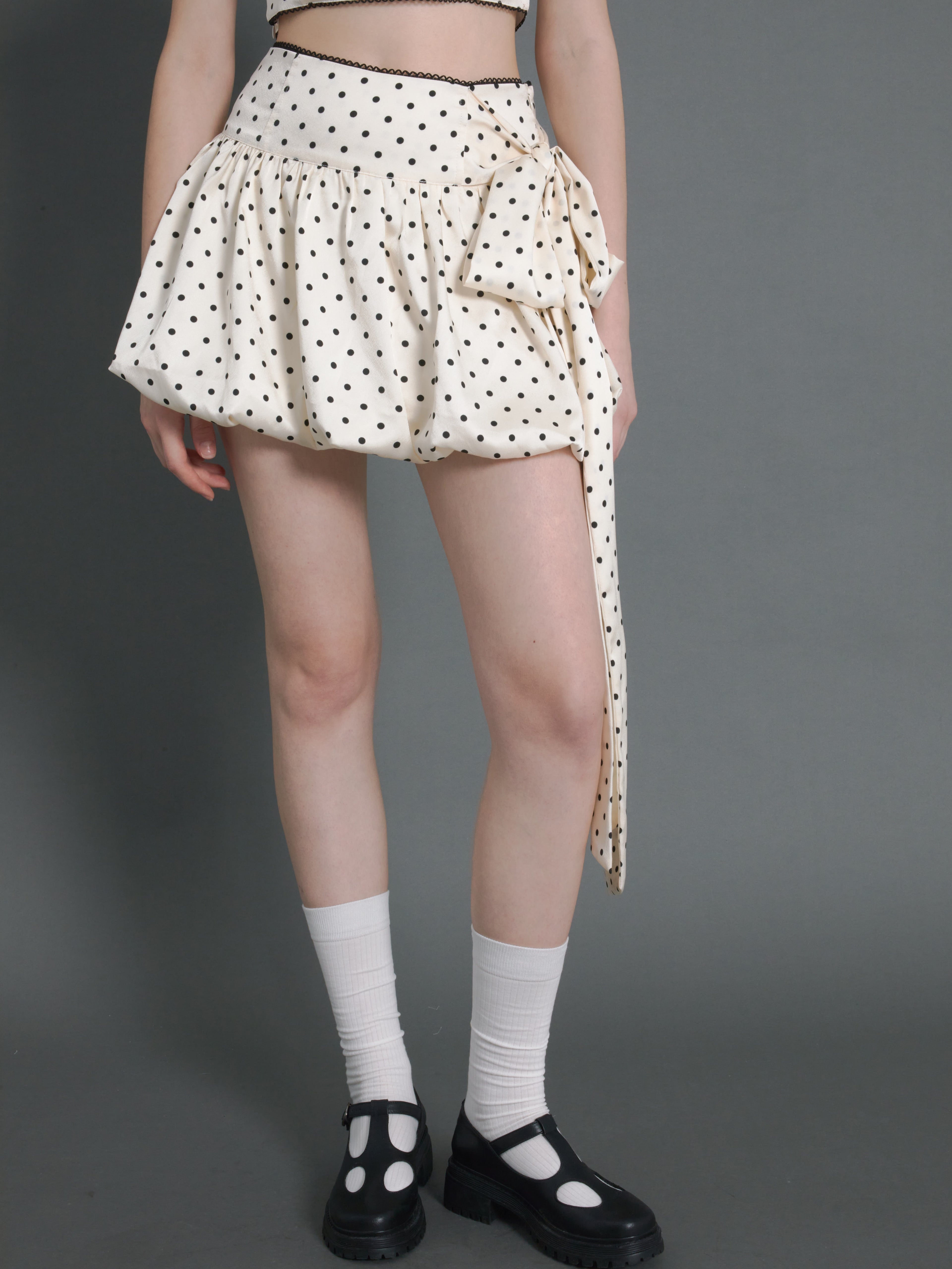 Polka Dot Short Sleeve Cropped Top ＆ Ribbon Bud Skirt