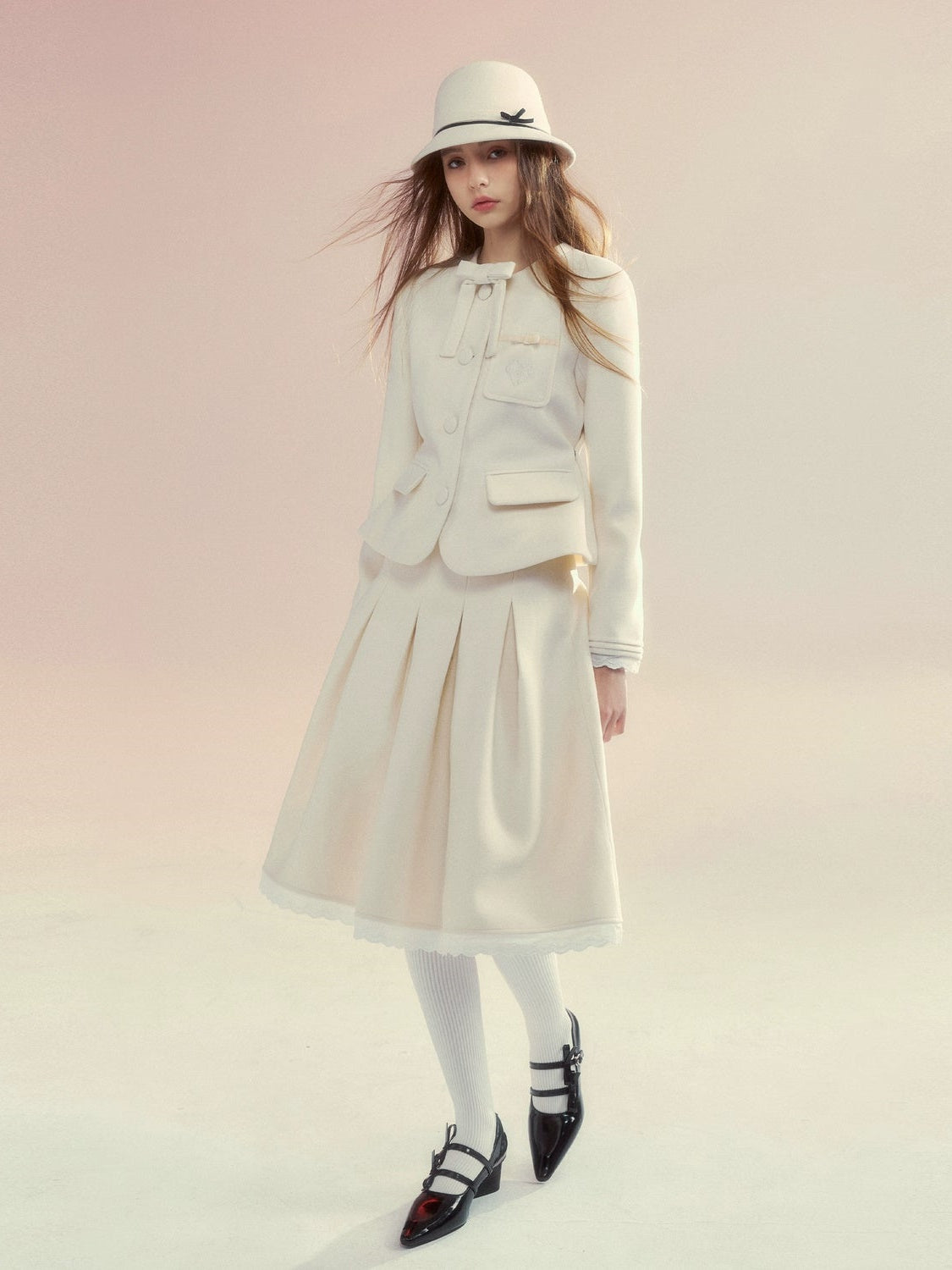 Embroidery Ribbon Short Jacket ＆ Mid-Length Tuck Pleated Skirt