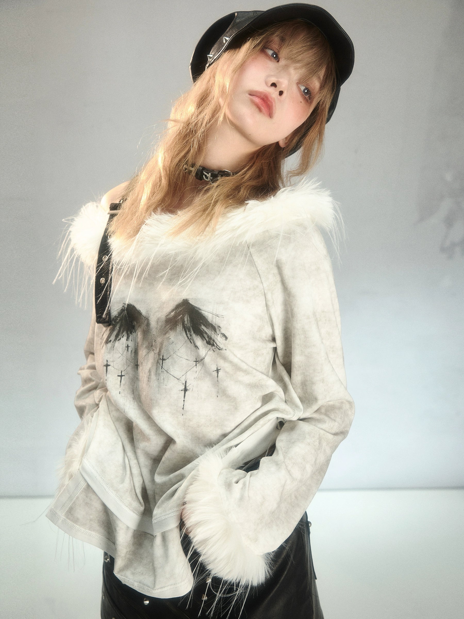 Fur Belt One-line Collar Printed Long-sleeved T-shirt