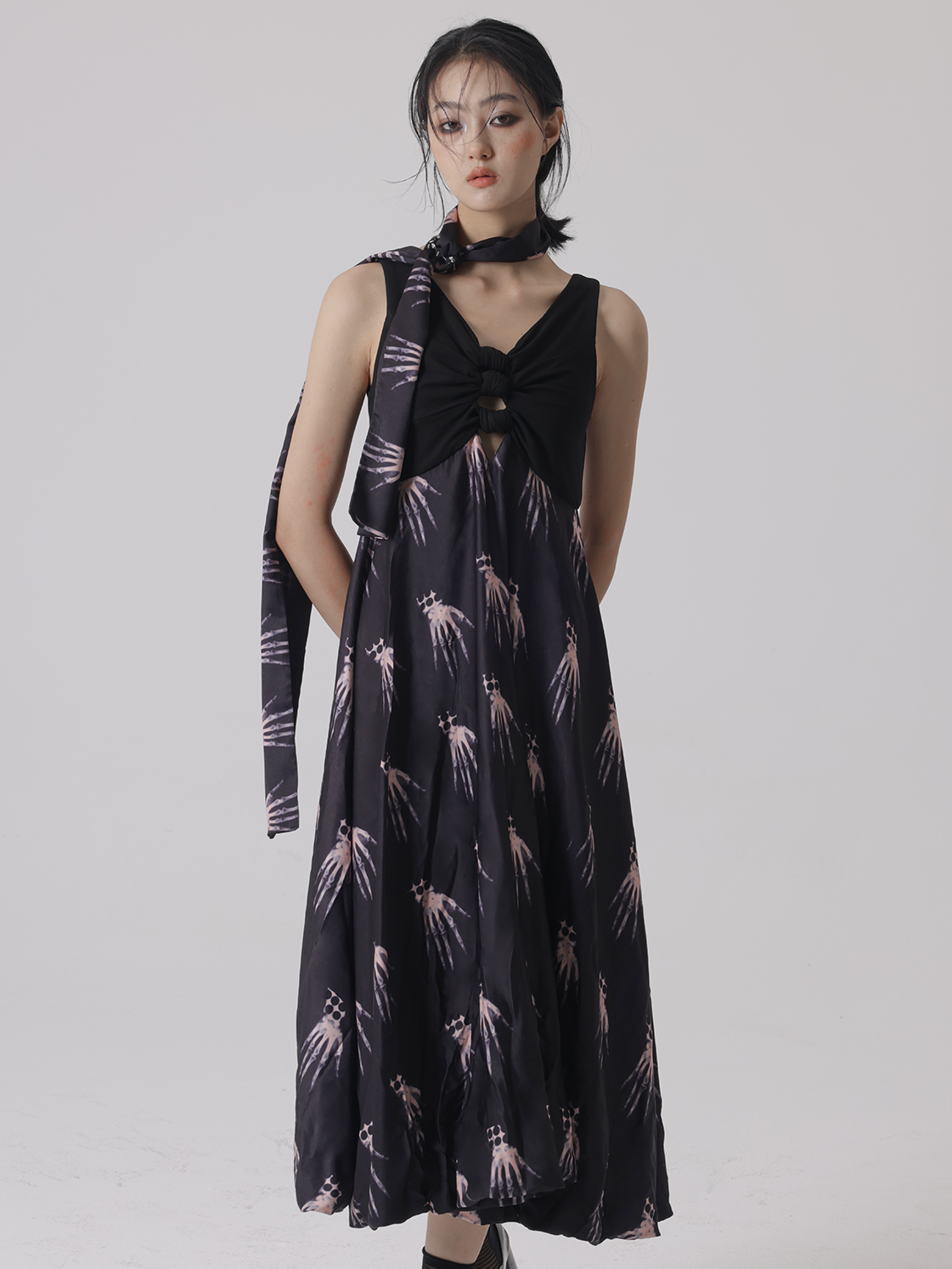 Hand Shadow Draping Design Sleeveless Dress