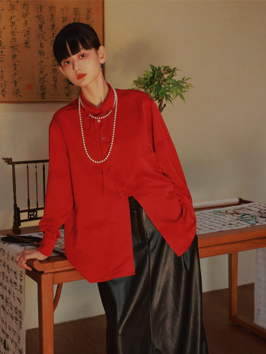 China Embroidery Satin Glossy Elegant Color-Shirt