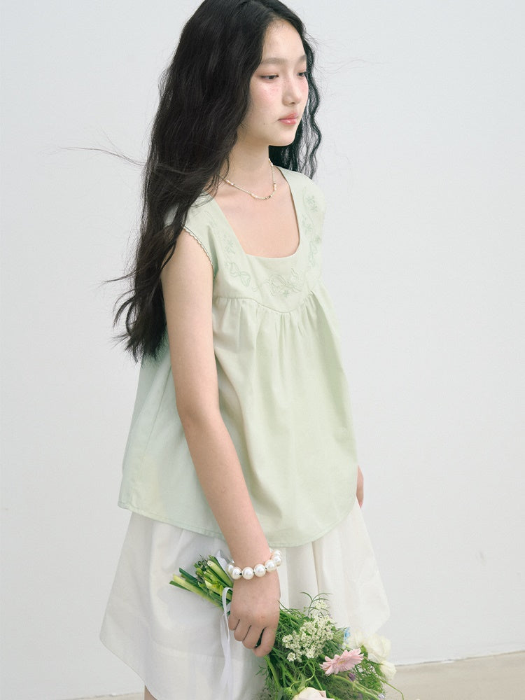 Bow Embroidered Lace Trim Square Neck Sleeveless Shirt