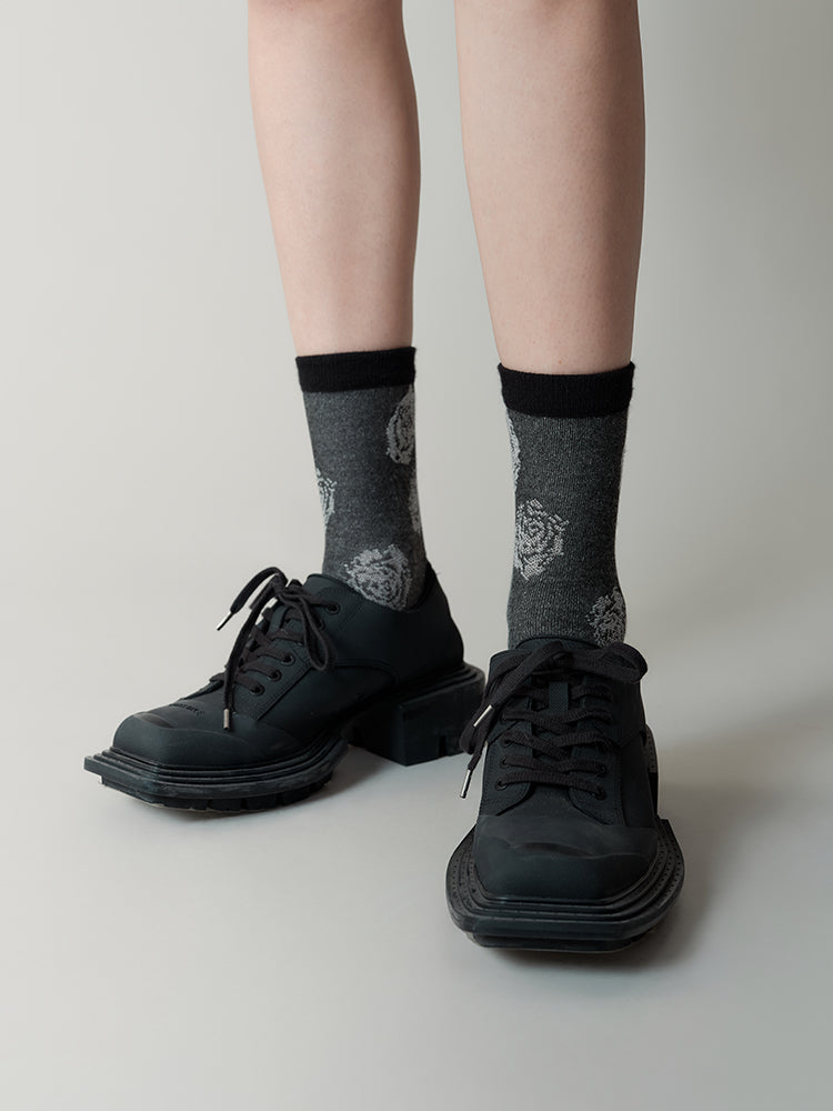 Embossed Rose Jacquard Middle-tube Socks