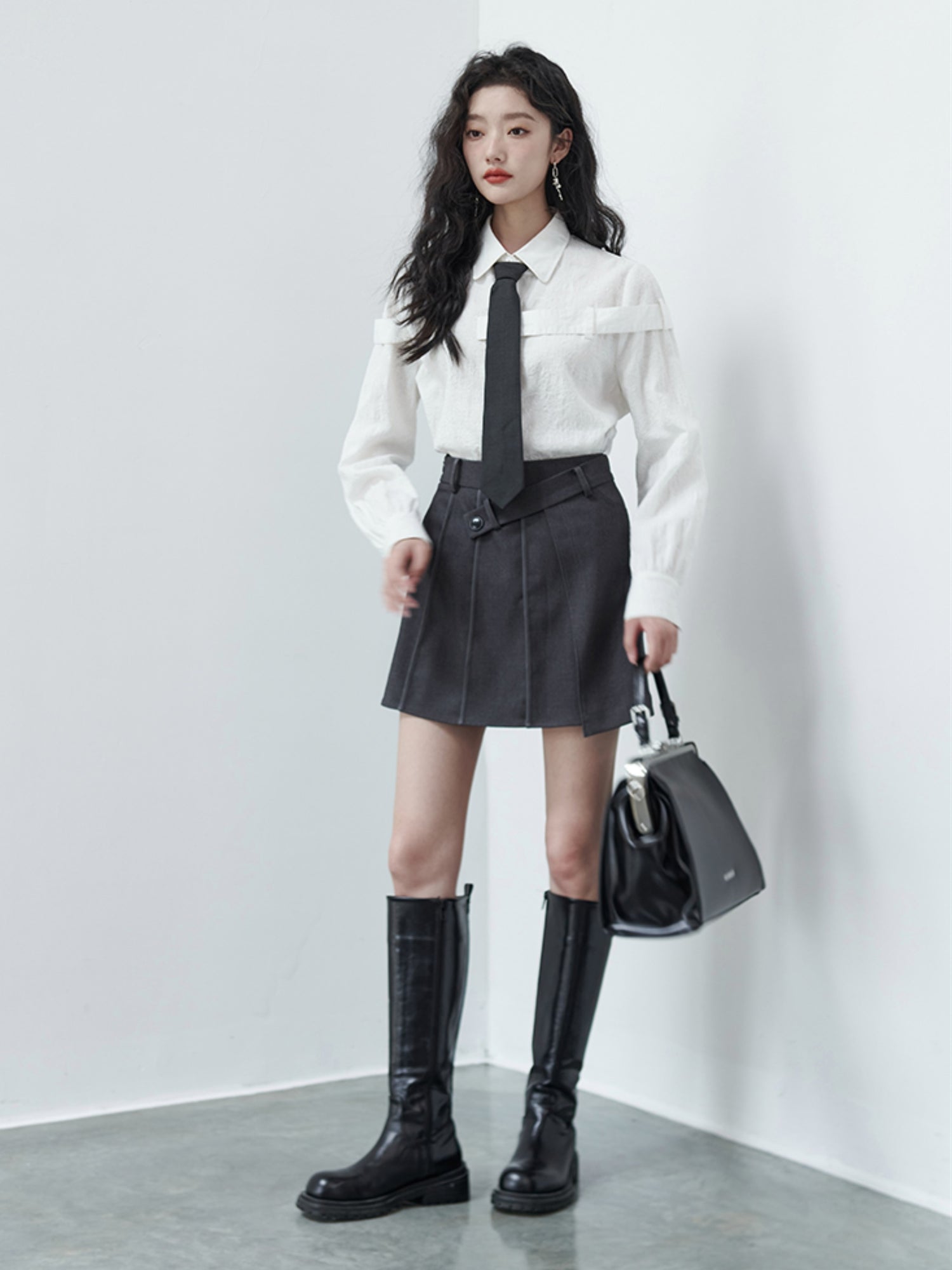 High Waist Oblique Buckle Pleated Skirt